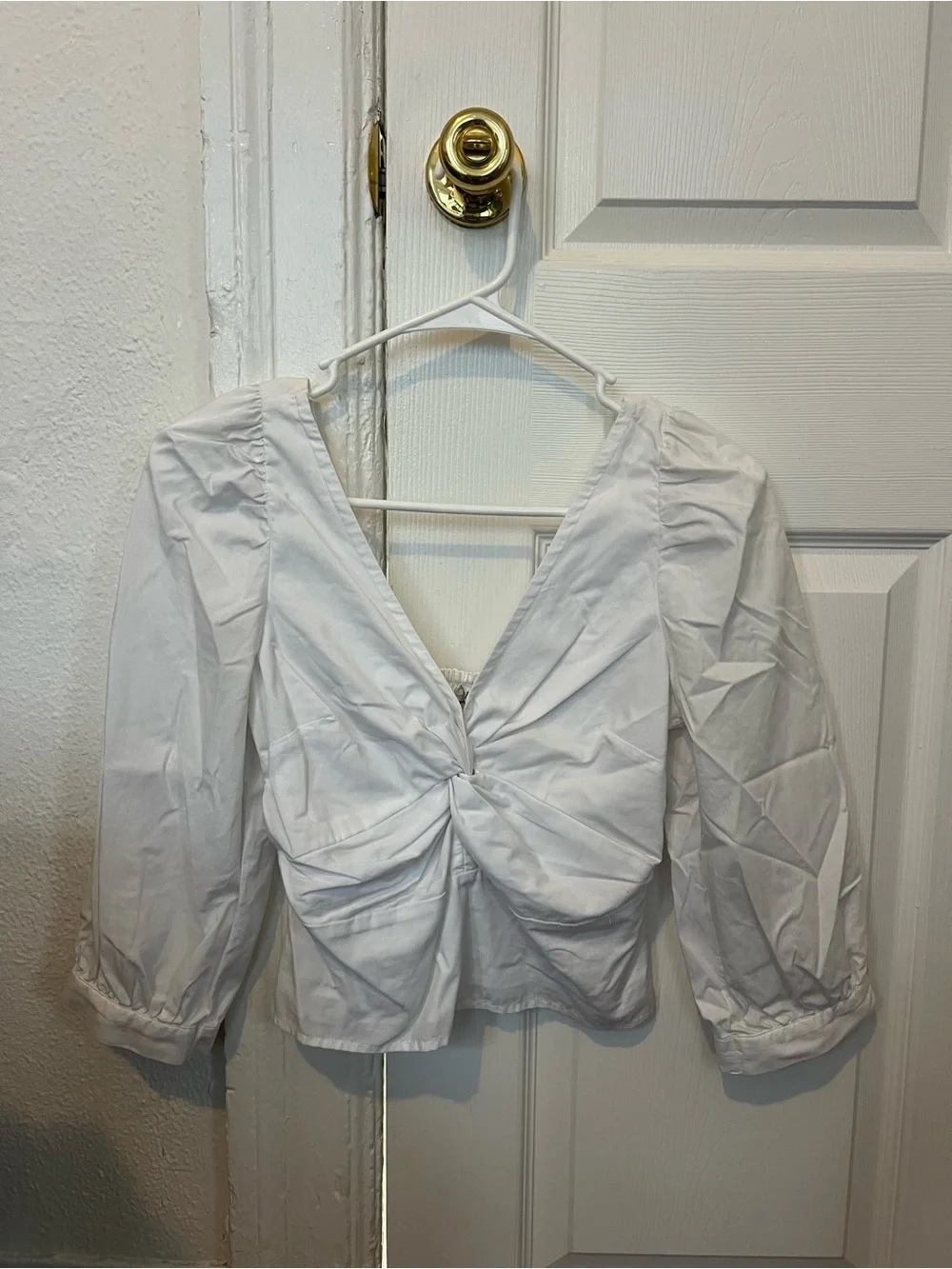 Abercrombie & Fitch White Twist-Front Puff Sleeve Blouse
